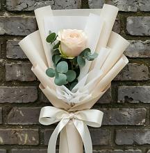Букет цветов из:  Розы в Виноградном