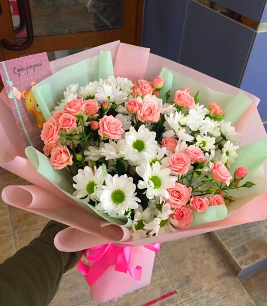 Букет цветов из: Розы и Хризантемы в Виноградном