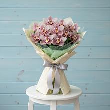 Букет цветов из:  Орхидеи и Розы в Виноградном
