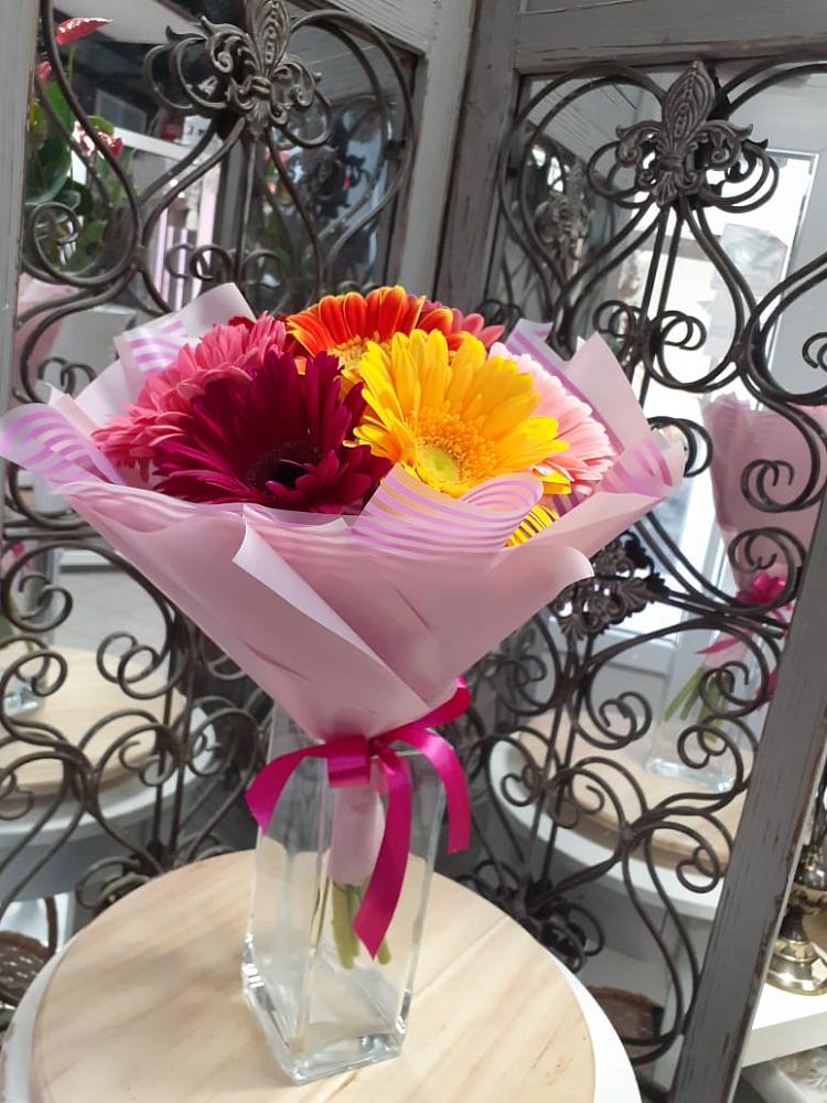 Букет цветов из: Герберы в Виноградном