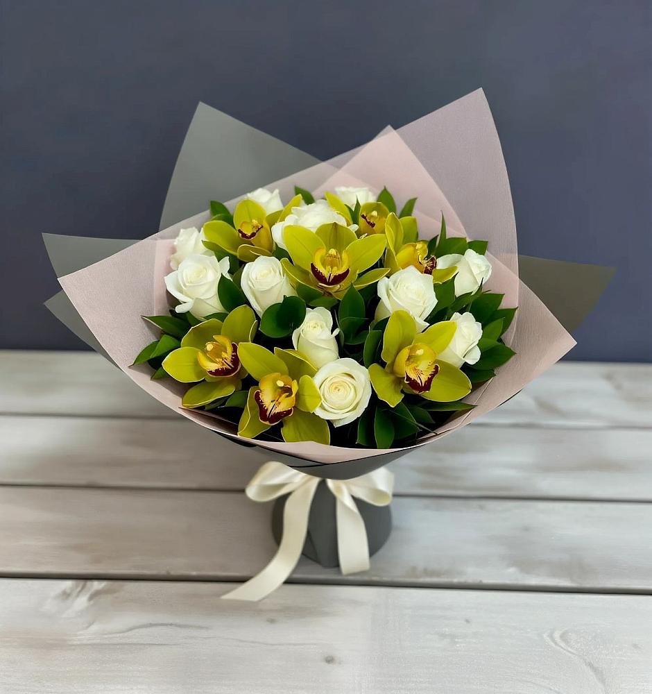 Букет цветов из: Орхидеи и Розы в Виноградном