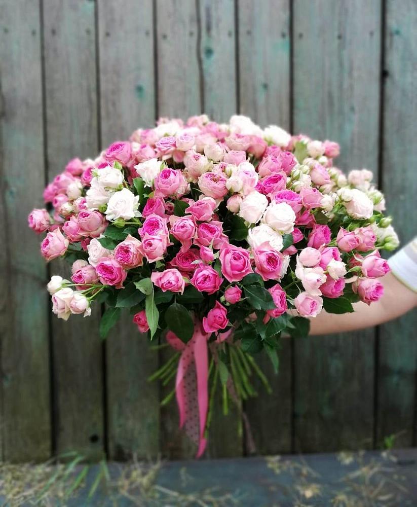 Букет Розовые кустовые розы Натали и Лав Лидия в Виноградном